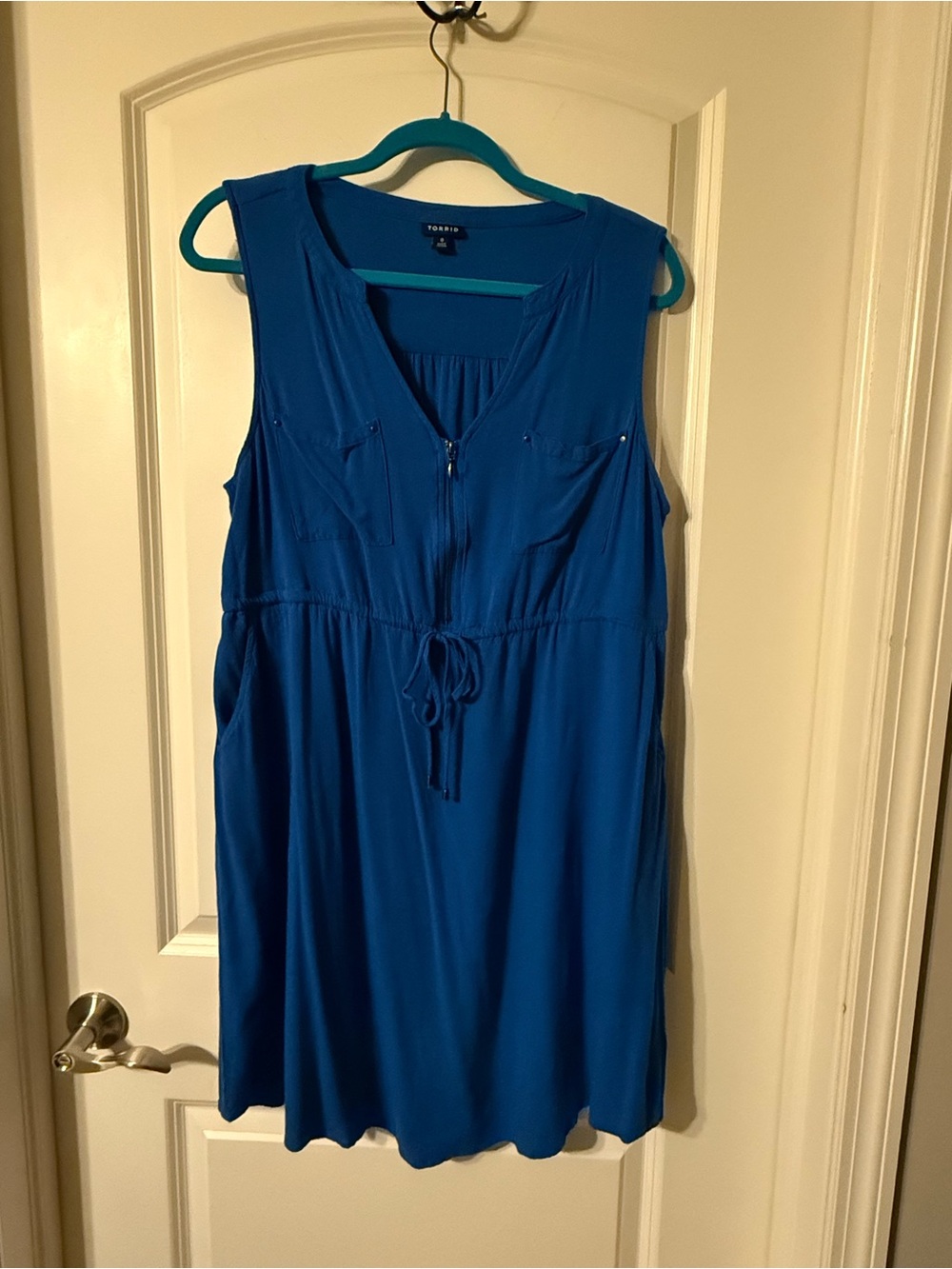 Torrid size 1 Teal Blue Scoopneck Top